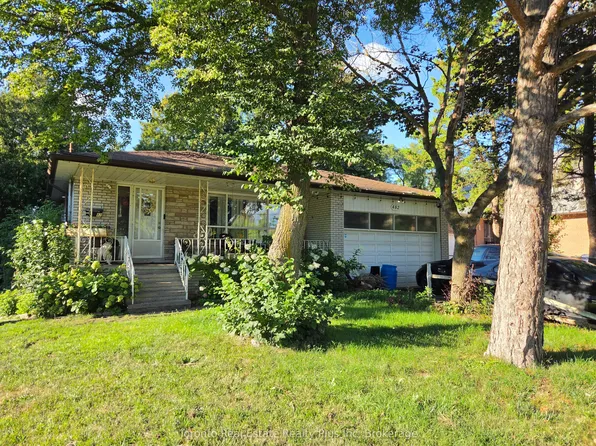 482 Ruth Ave, Toronto, ON M2M 2J3
