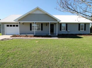 5 Northfield Ct, Ray City, GA 31645