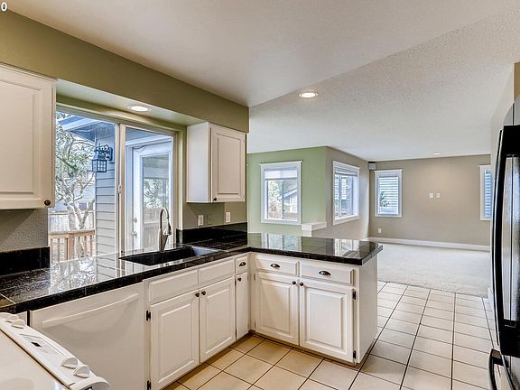 4th image of 12573 SW Winter Lake Dr