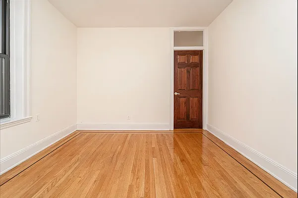 Rented by Modern Spaces | media 12