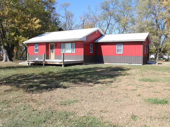 12680 280th St, Bloomfield, IA 52537