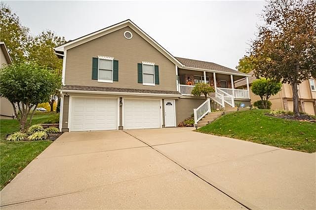 1st image of 3312 Gateway Dr