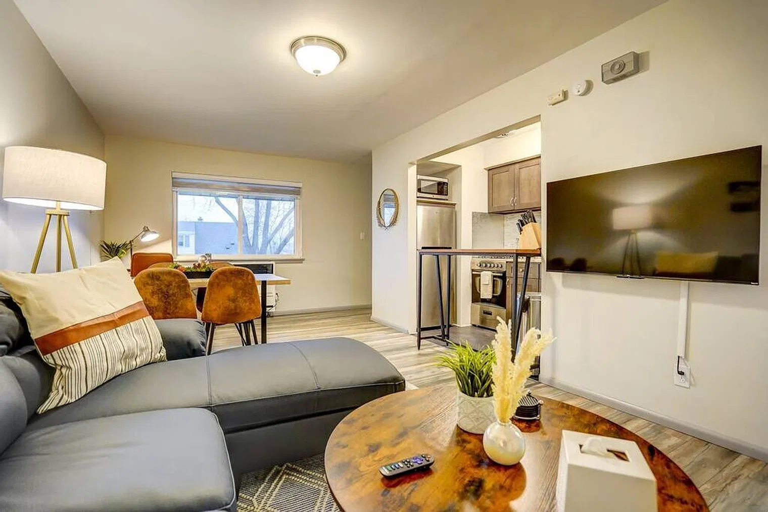 1 bed, 1.0 bath, 441 sqft, $1,867 — Photo 3
