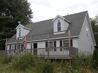 23 Garnsey Rd, Rexford, NY 12148