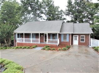 3775 Crusade Dr, Winston Salem, NC 27101