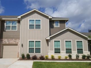 118 Wickersham #B, Conroe, TX 77304