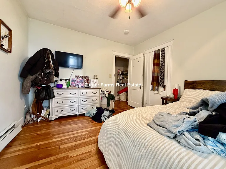 94 Heath St #1F — Photo 8