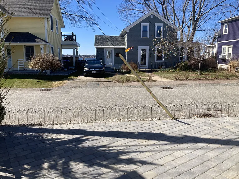 10 Narragansett Ave — Photo 15