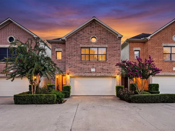 9825 Meredith Elise Ct, Houston, TX 77025