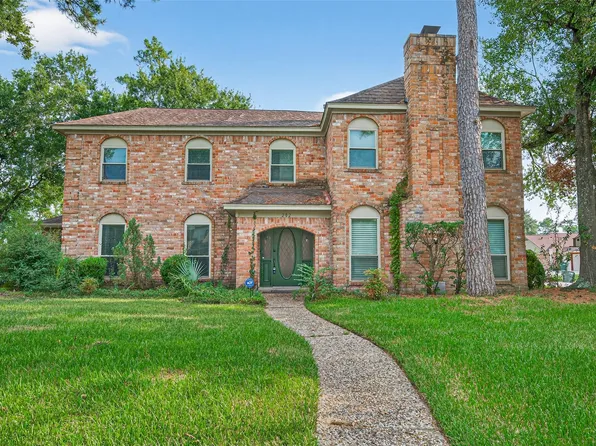 202 Laura Ln, Conroe, TX 77385