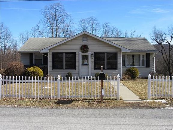 3rd image of 22 Williams Ave