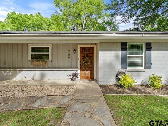 2nd image of 709 N Georgia St