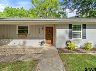 709 N Georgia St, Lindale, TX 75771