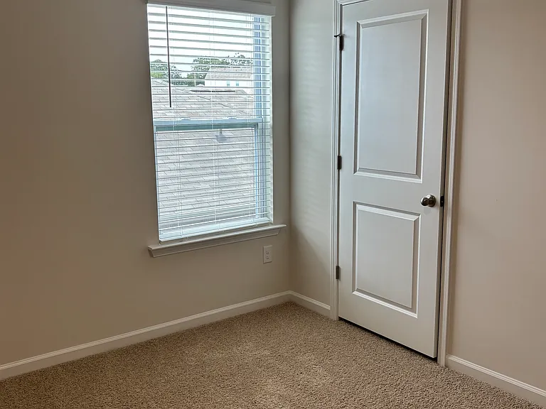 573 Sunfire St — Photo 18