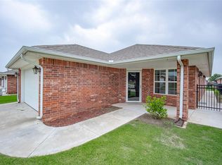 312 Golden Ter, Tuttle, OK 73089