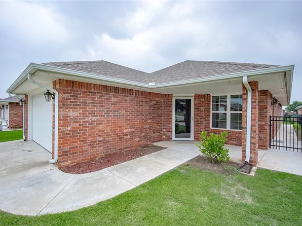 312 Golden Ter, Tuttle, OK 73089