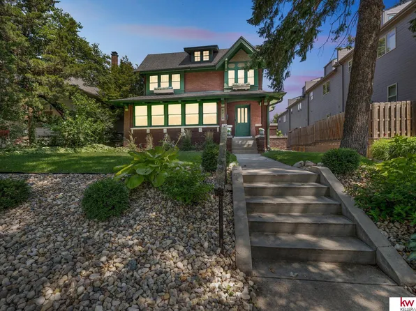 4814 Douglas St, Omaha, NE 68132