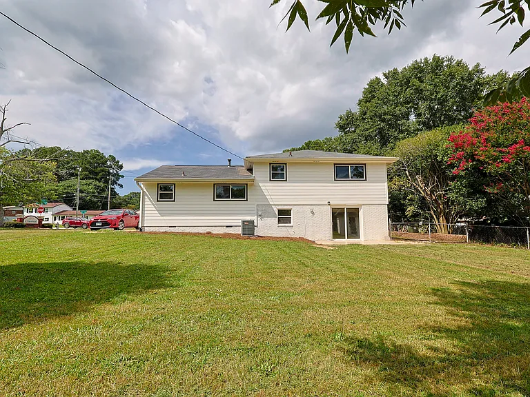 1295 Morrow Rd — Photo 47