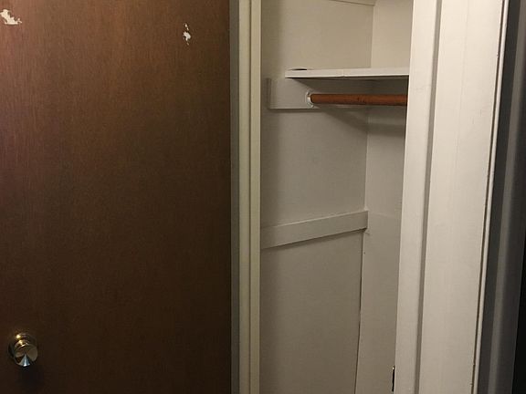 3rd image of 151 S Crosswell Ave APT 5