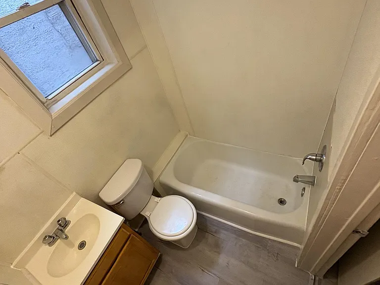 388 Avenue C #3 — Photo 4