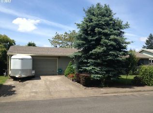 3757 9th St, Hubbard, OR 97032