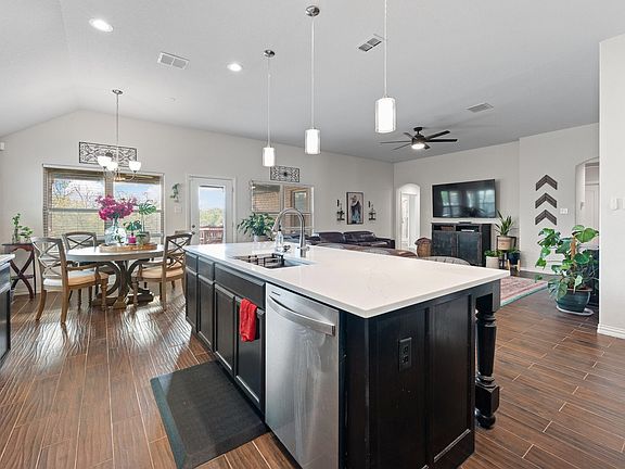 2nd image of 3117 Arbor View Dr