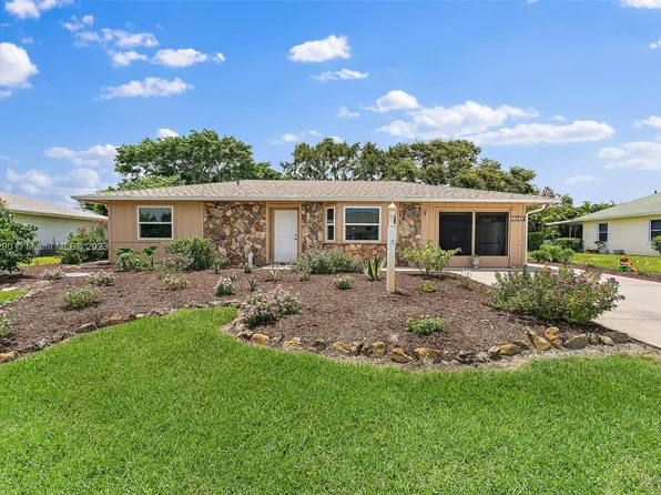 1966 SE Benedictine St, Port Saint Lucie, FL 34983