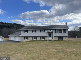 1047 Molasses Valley Rd, Kunkletown, PA 18058