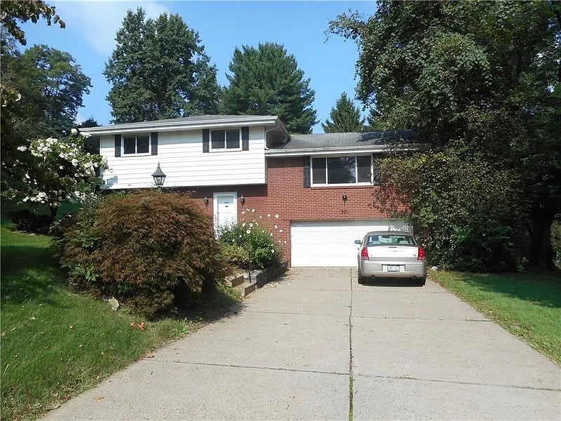 7178 Sansue Dr photo 1