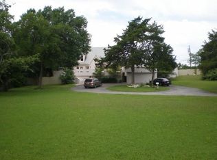 815 N Hampton Rd, Dallas, TX 75208