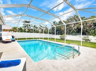 576 93rd Ave N, Naples, FL 34108