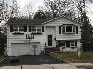 413 Dietz St, Roselle, NJ 07203