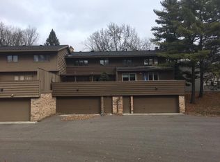 74 Walden St, Burnsville, MN 55337