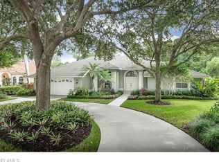 7133 Mill Run Cir, Naples, FL 34109