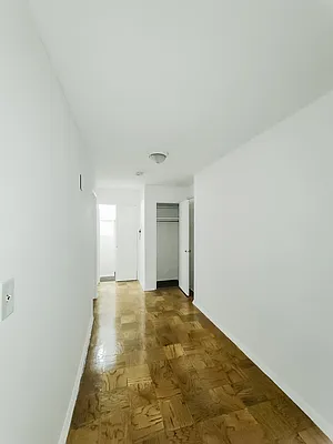 Rented by Metropolitan Property Group | media 17