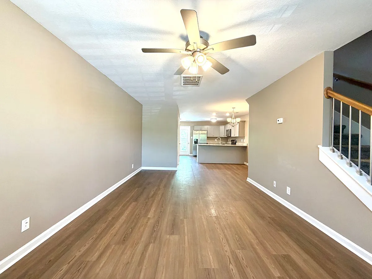 Building Photo - 955 Big Sky Dr #D