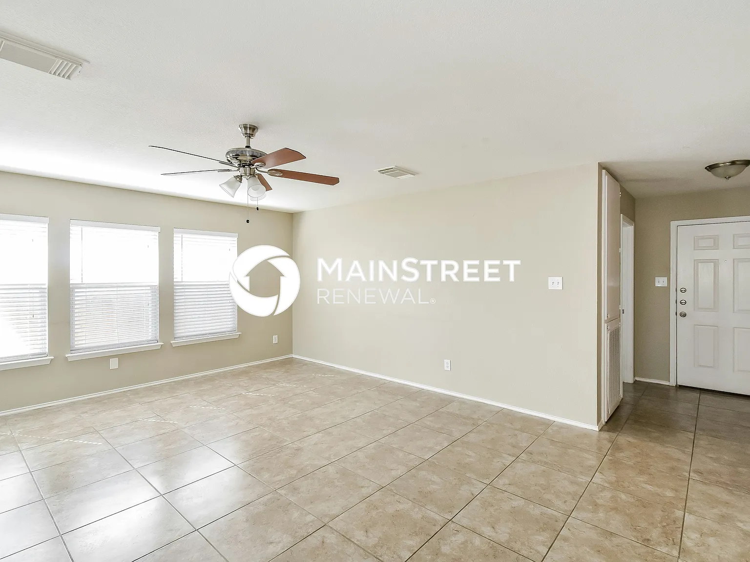 10334 Manor Crk — Photo 4