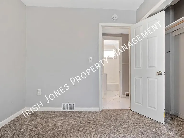76 Hammerschmidt Ave #LOWER — Photo 16