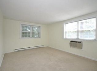 118 Sycamore St, Somerville, MA 02145