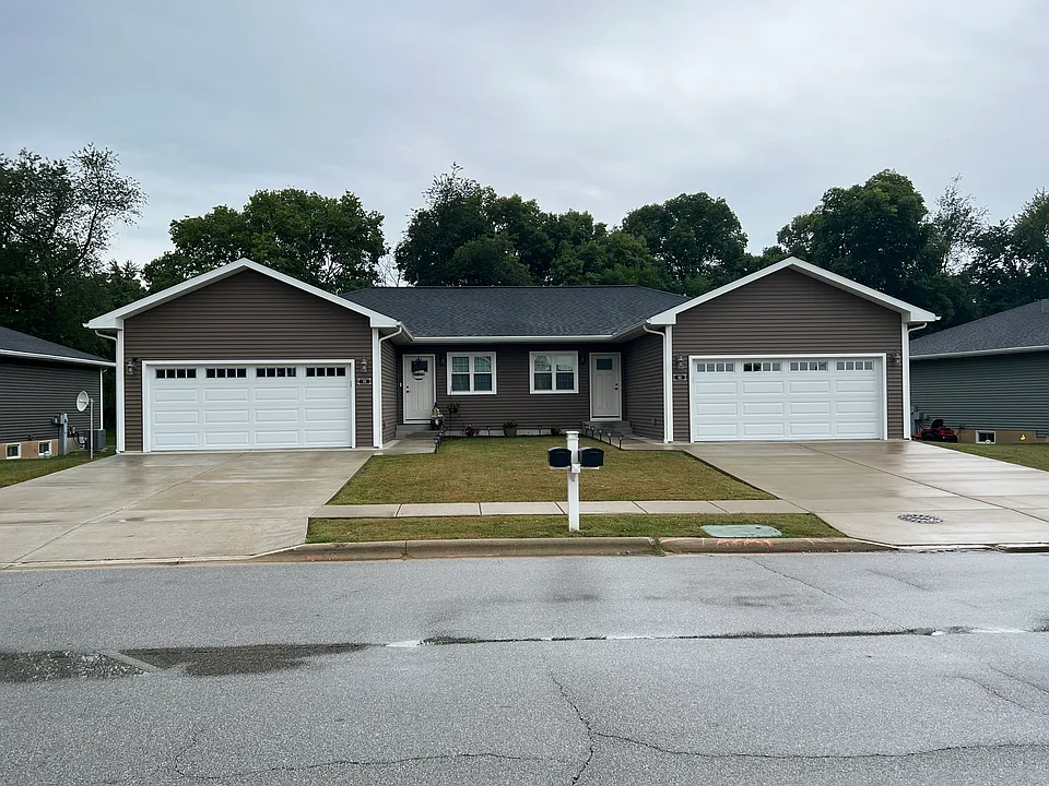 60 Alan John Dr