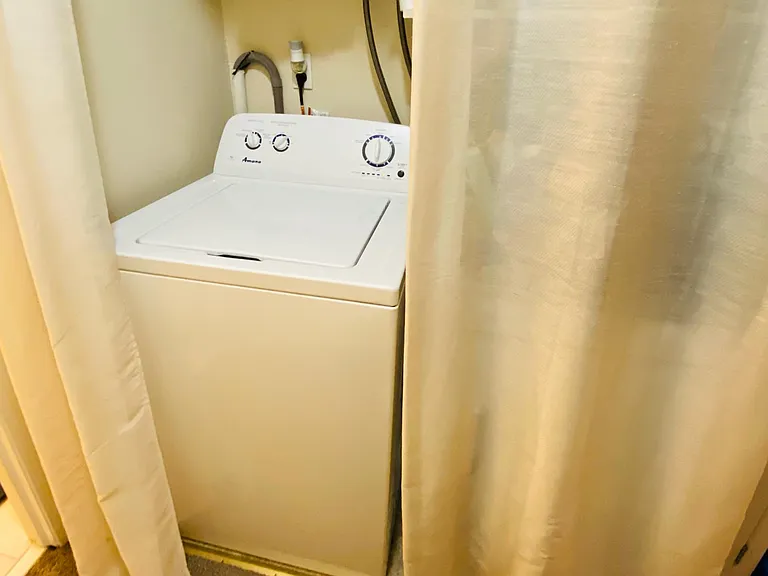 355 W Elm St #3 — Photo 5
