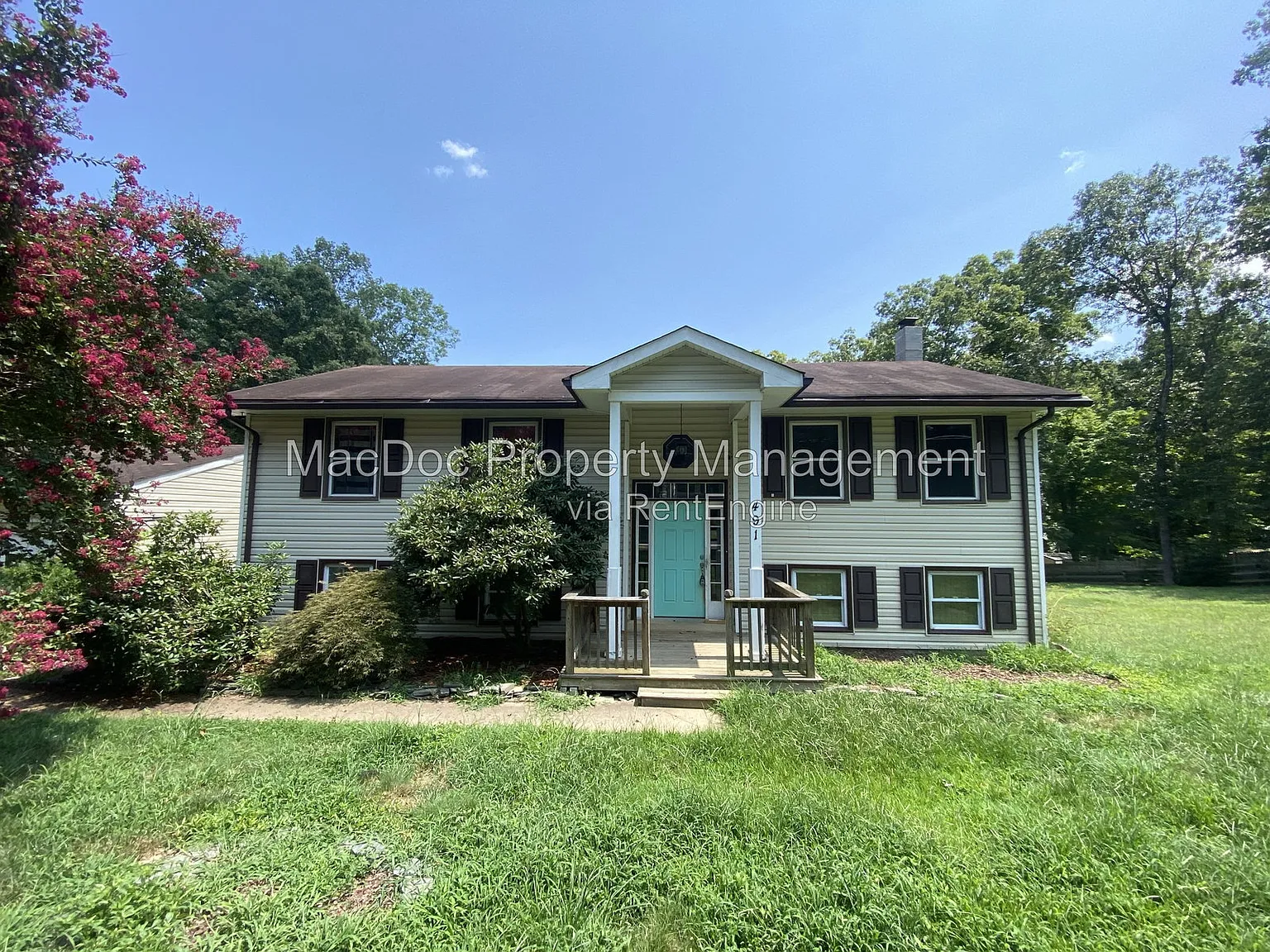 4 bed, 3.0 bath, 2436 sqft, $2,895 — Photo 1