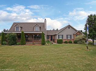 199 Cimarron Dr, Valparaiso, IN 46385