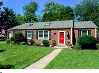 1000 Edann Rd, Oreland, PA 19075