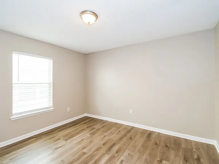 3949 Leatherwood Dr — Photo 12