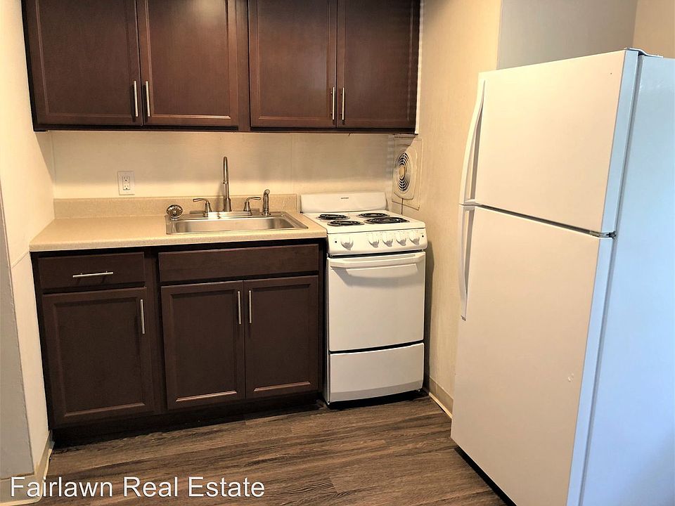2nd image of 203 S Wright St APT 4