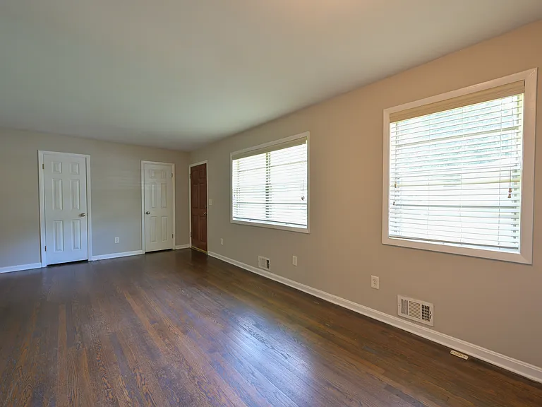 2075 Claude St NW — Photo 4