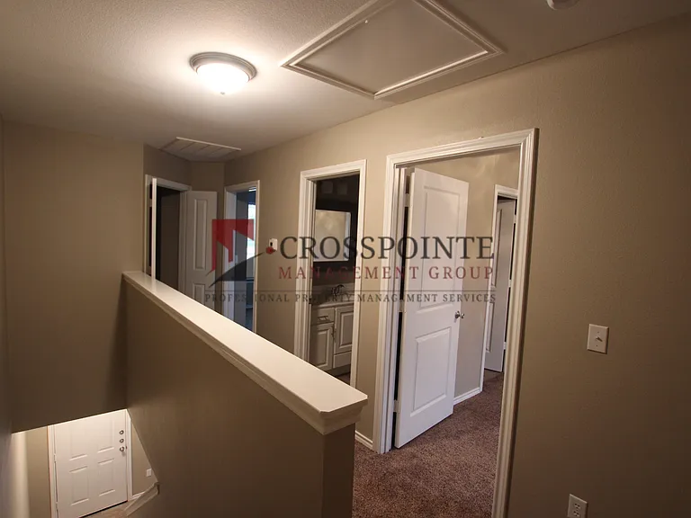 Brad Circle 1226 — Photo 8