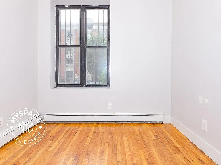 1044 Putman Ave #1 — Photo 6