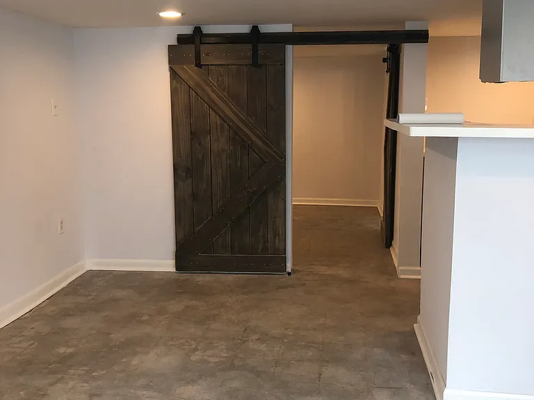 3413 Carondelet St #A — Photo 9